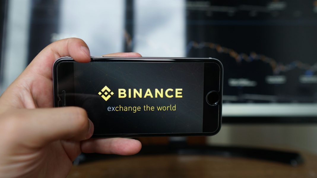 amid-withdrawals,-binance-ceo-warns-of-bumpy-months-ahead