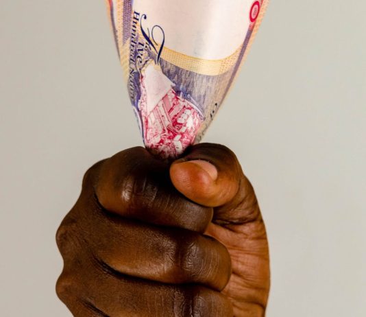 Nigerian Central Bank Increases Cash Withdrawal Limits After Receiving ‘Feedback From Stakeholders’ nigerian-central-bank-increases-cash-withdrawal-limits-after-receiving-‘feedback-from-stakeholders’