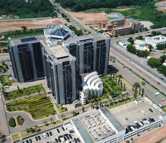 Report: Nigerian Central Bank Spent Over $1.8 Billion Managing Local Currency report:-nigerian-central-bank-spent-over-$1.8-billion-managing-local-currency