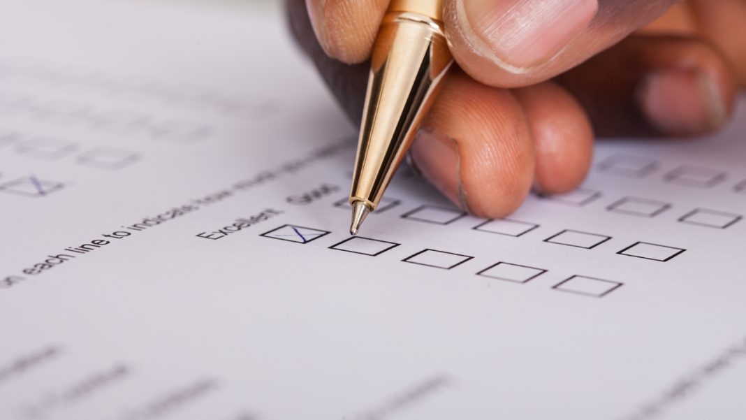 experts-predict-future-regulation-of-crypto-exchanges-by-2025,-with-split-opinion-on-similarity-to-traditional-finance