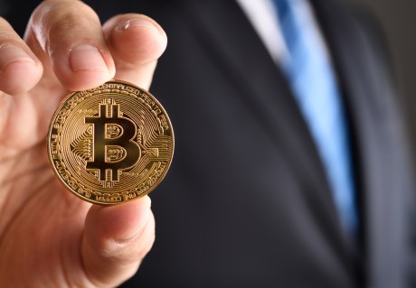 this-bitcoin-historical-pattern-could-send-price-to-$50,000-before-major-correction:-analyst