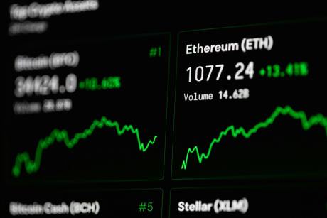 ethereum-enters-accumulation-phase-as-$500-million-eth-leave-exchanges
