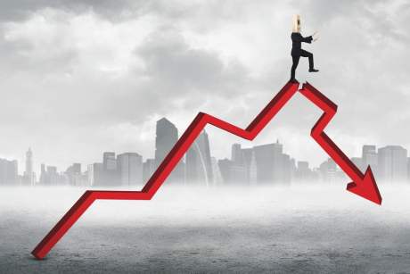bitcoin-price-settles-below-$60k,-is-this-a-critical-bearish-sign?