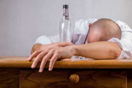solana-empty-glasses:-beer-coin-fizzles-70%-in-alleged-rug-pull