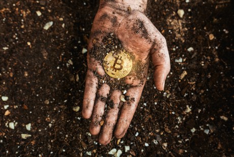 bitcoin-miner-capitulation-comes-to-an-end-–-time-to-buy-btc?